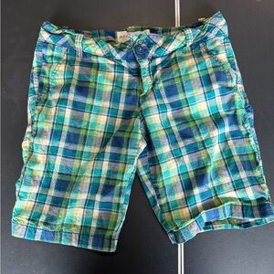 Aeropostale Plaid Women's Cargo Shorts - Blue and Green